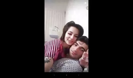 Danny Mountain指甲Kiera Winter的紧身洞